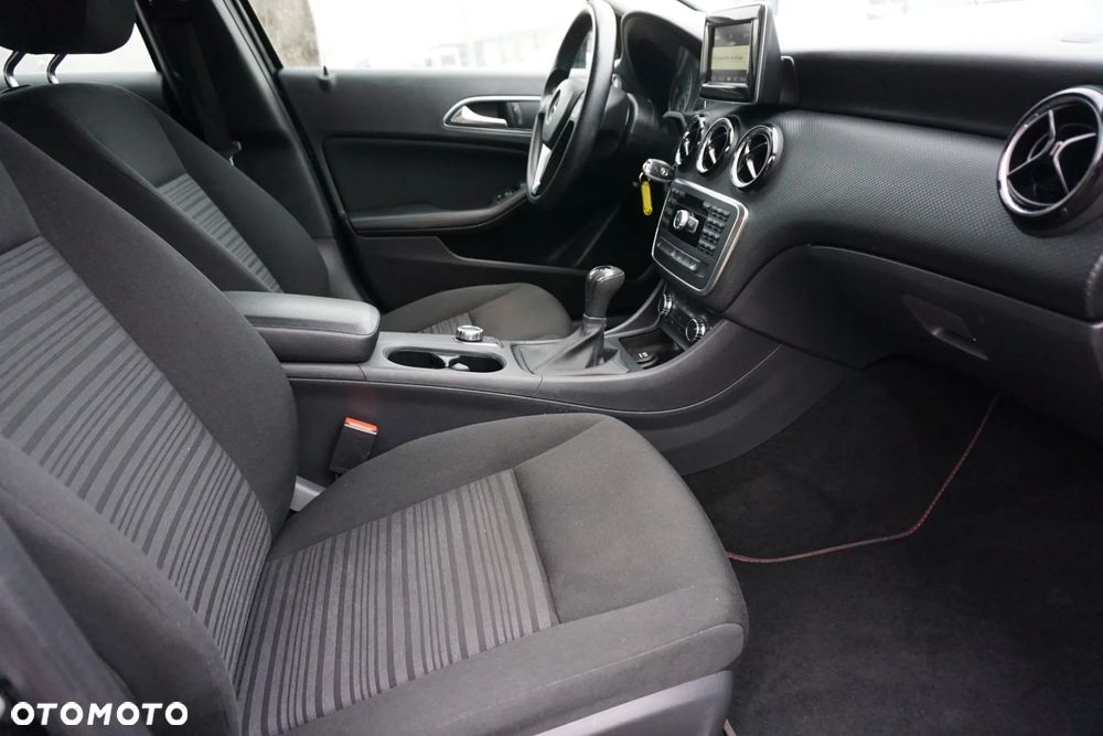 Mercedes-Benz Klasa A 180 StreetStyle - 16