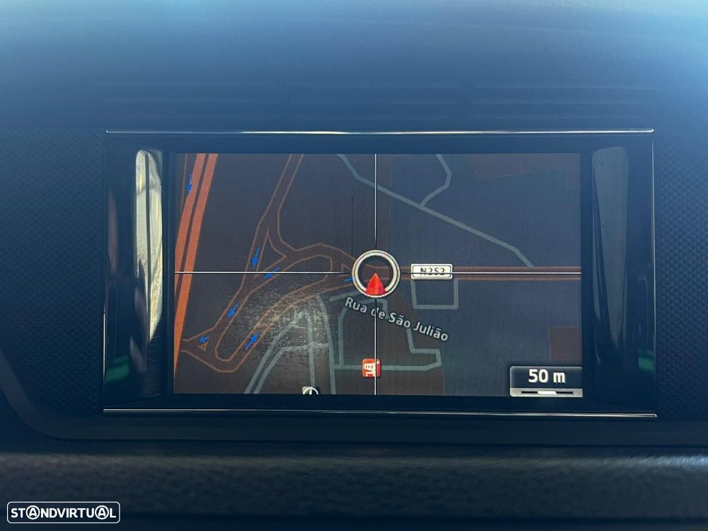 Mercedes-Benz E 250 CDI BlueEfficiency - 25