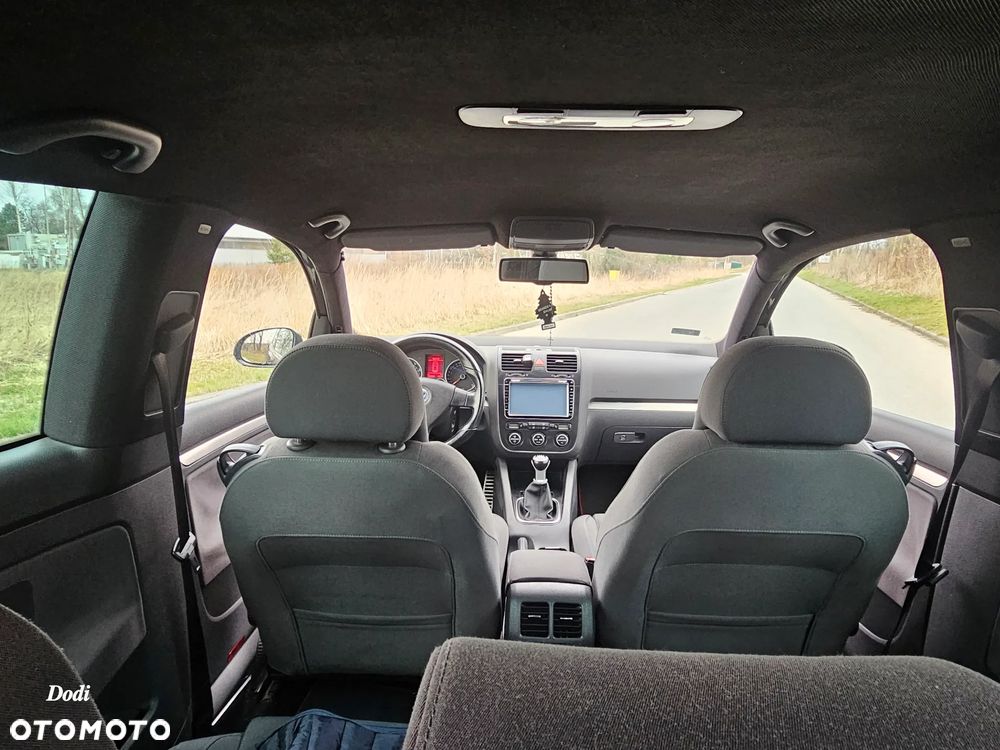 Volkswagen Golf - 12