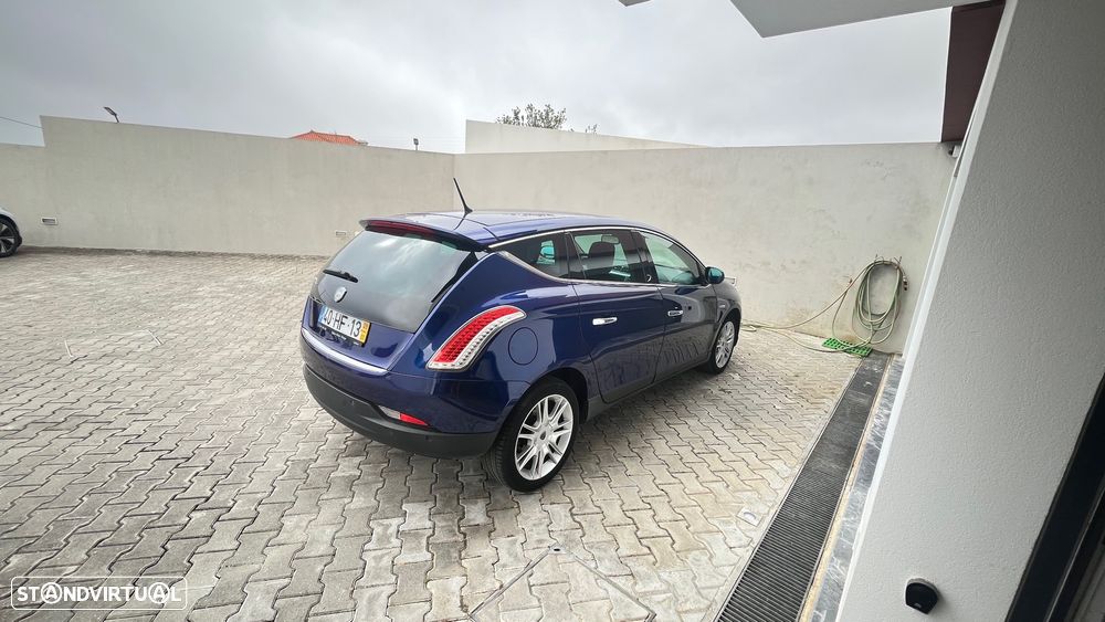 Lancia Delta 1.6 M-Jet Argento - 14