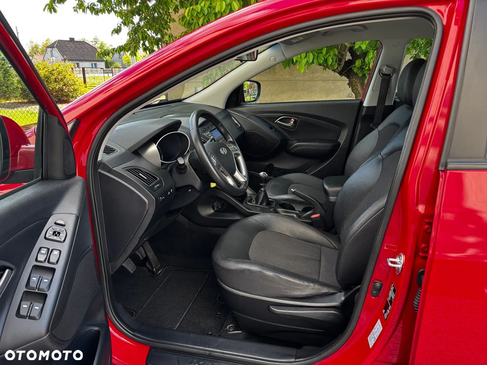 Hyundai ix35 1.6 2WD Fifa World Cup Edition - 8