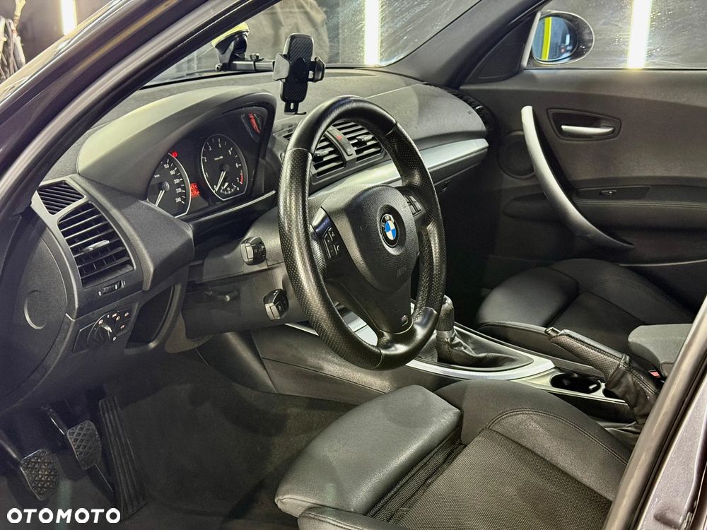 BMW Seria 1 120i - 9