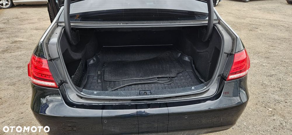 Mercedes-Benz Klasa E 200 CDI 7G-TRONIC Elegance - 13