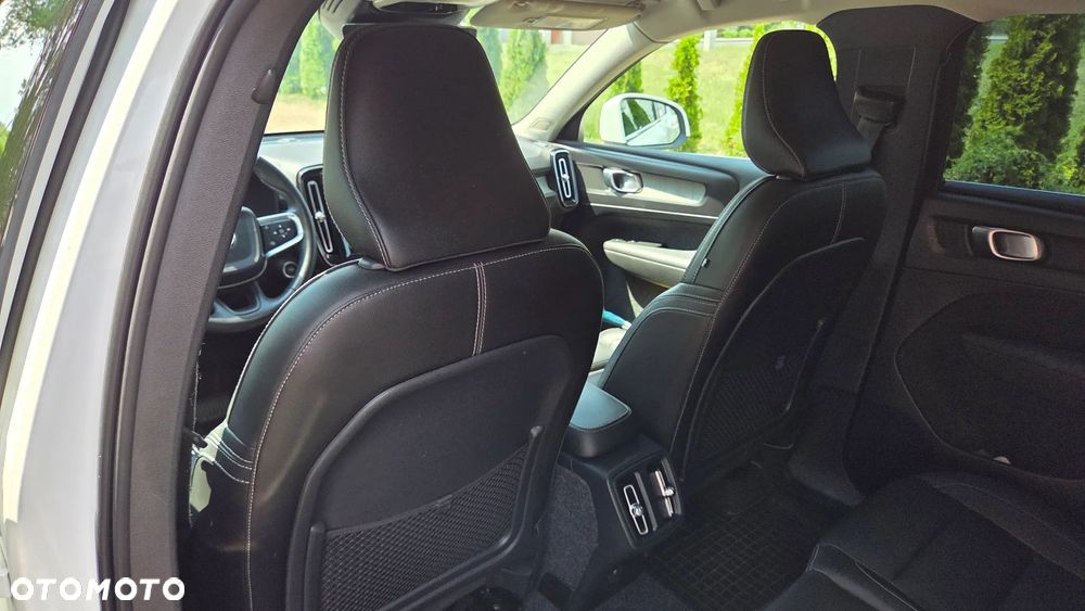 Volvo XC 40 D3 SCR Inscription - 19