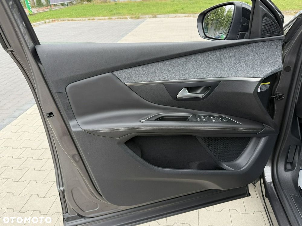 Peugeot 3008 THP 165 EAT6 Stop & Start Allure - 16