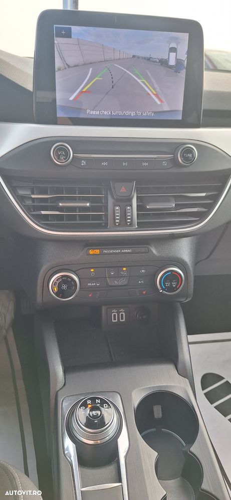 Ford Focus 1.5 TDCi DPF Start-Stopp-System Aut. Business - 11