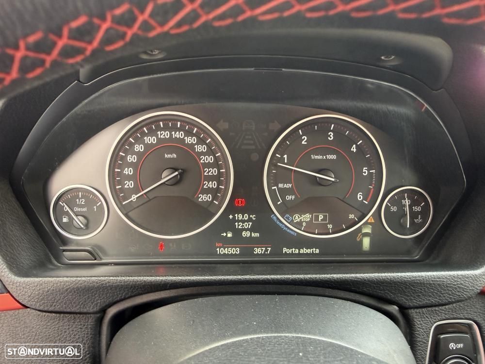 BMW 318 d Auto Line Sport - 15