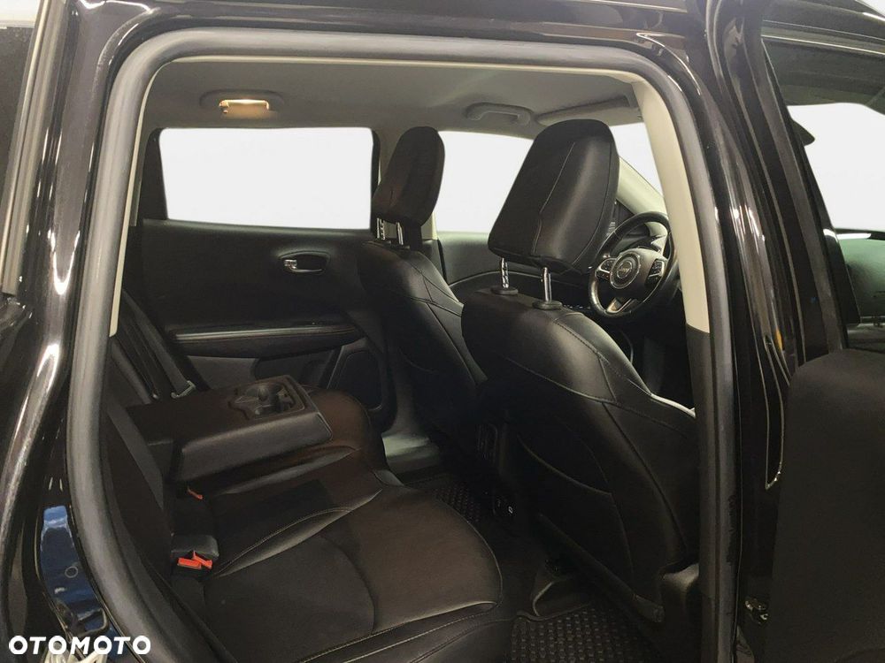 Jeep Compass - 15