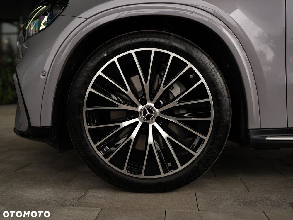 Mercedes-Benz GLC - 8