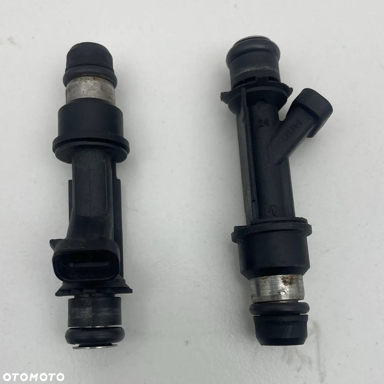 ORYGINALNY WTRYSKIWACZ 1.4i - 1.6 i 16V ASTRA G, H, VECTRA B, C, MERIVA A, ZAFIRA B - 11