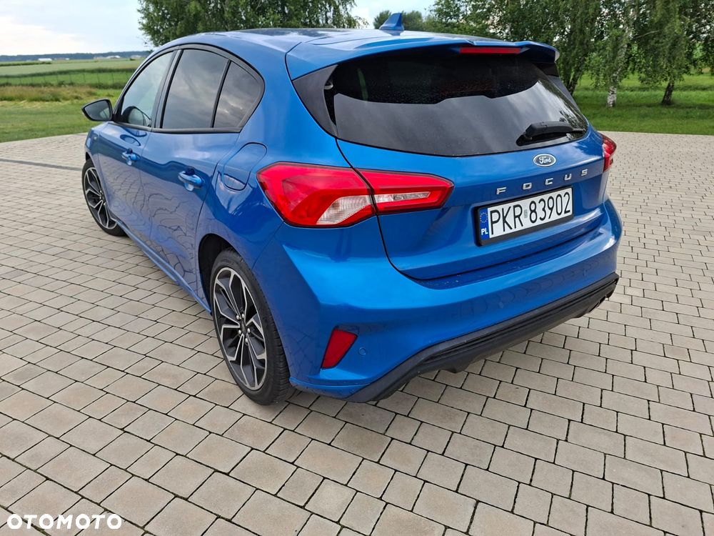 Ford Focus 1.0 EcoBoost Start-Stopp-System ST-LINE DESIGN - 8