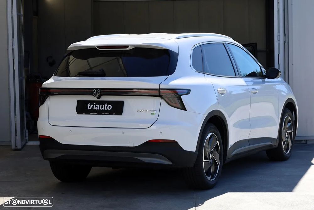 MG MGS5 EV 64 kWh Luxury - 3
