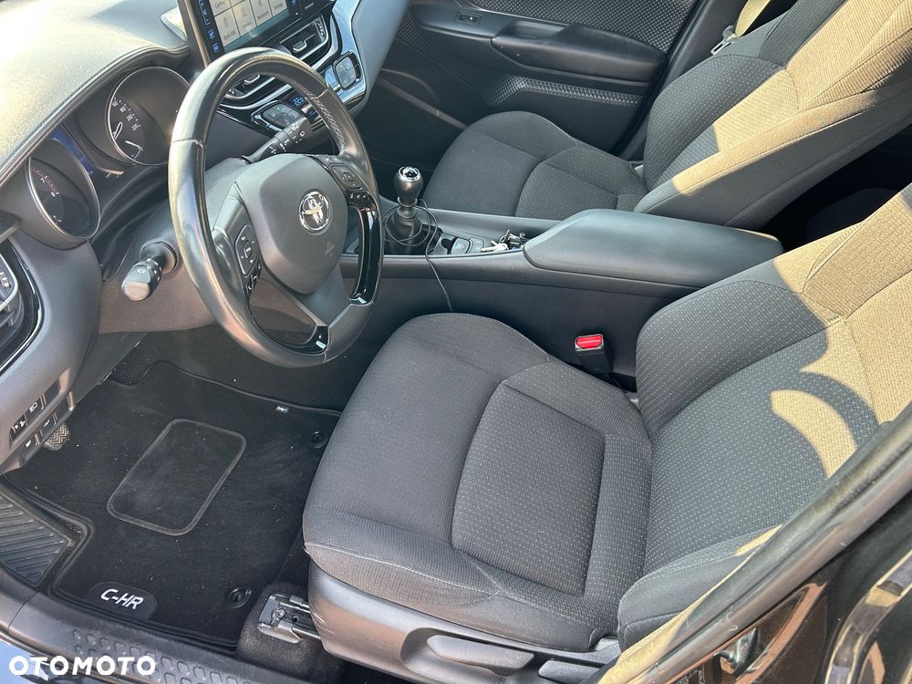 Toyota C-HR 1.2 T Dynamic - 9
