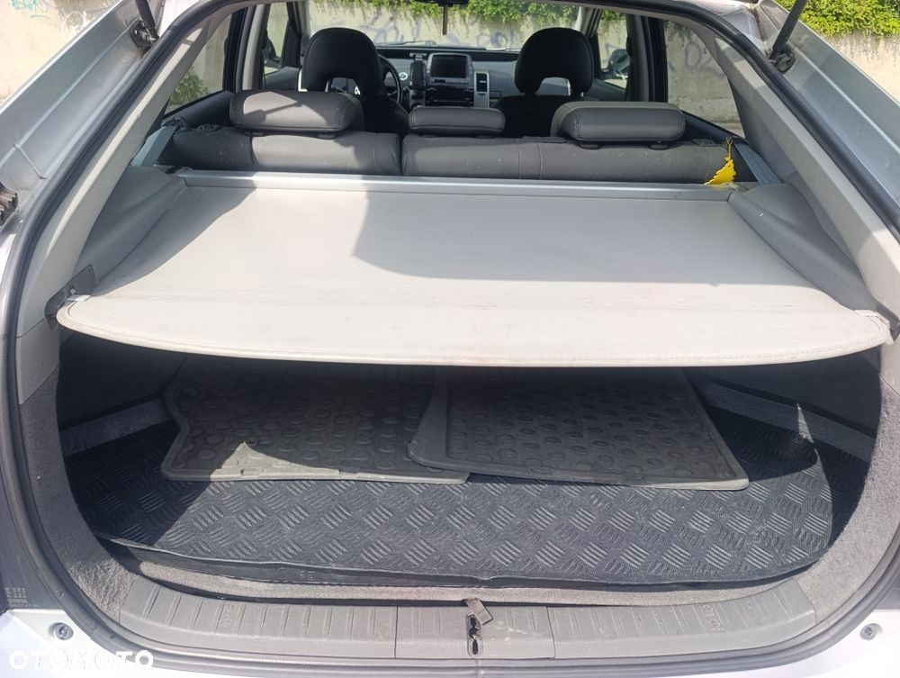 Toyota Prius - 6