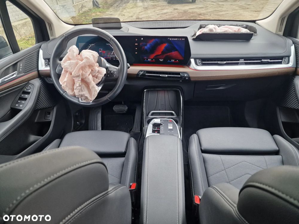 BMW Seria 2 225e xDrive Luxury Line - 14