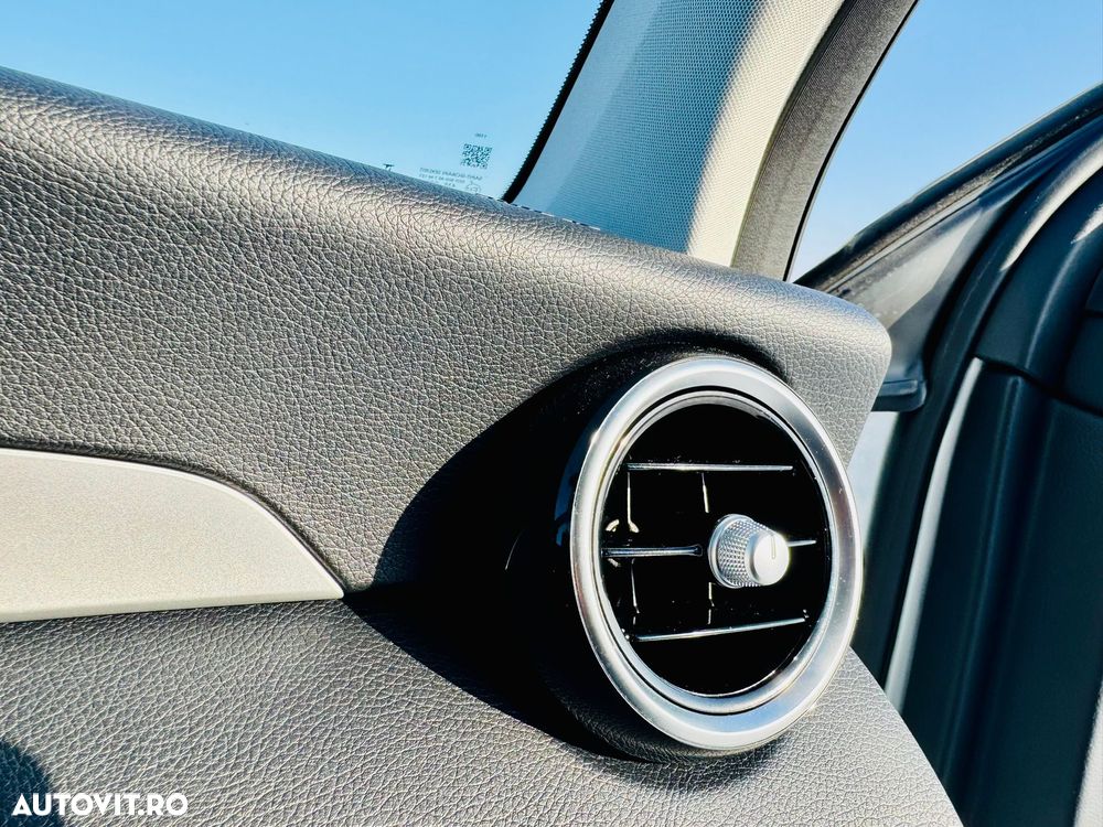 Mercedes-Benz GLC 300 4MATIC - 11