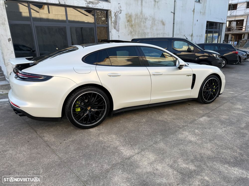Porsche Panamera - 6