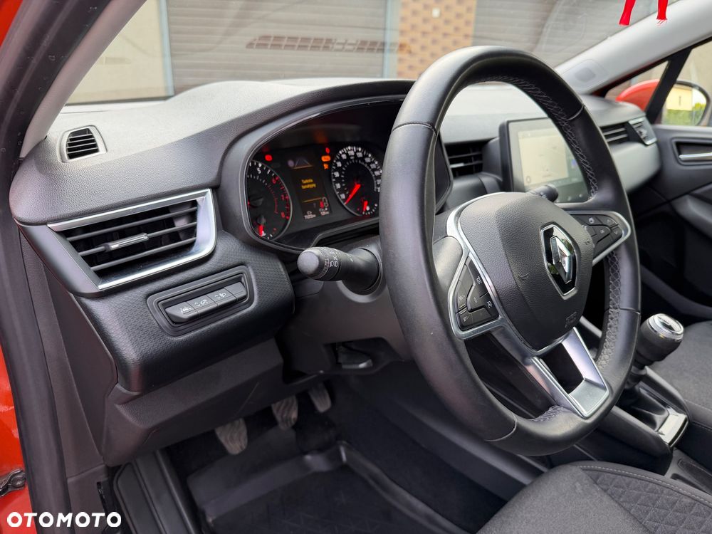 Renault Clio TCe 100 EXPERIENCE - 15