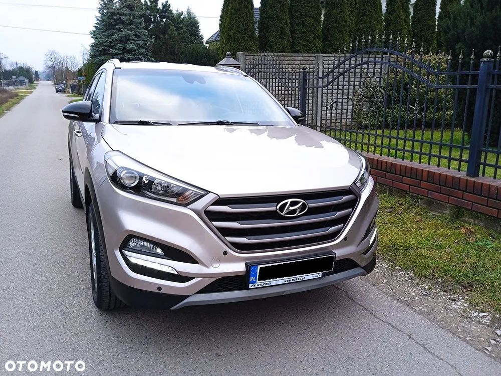 Hyundai Tucson 1.6 GDI BlueDrive GO 2WD - 23