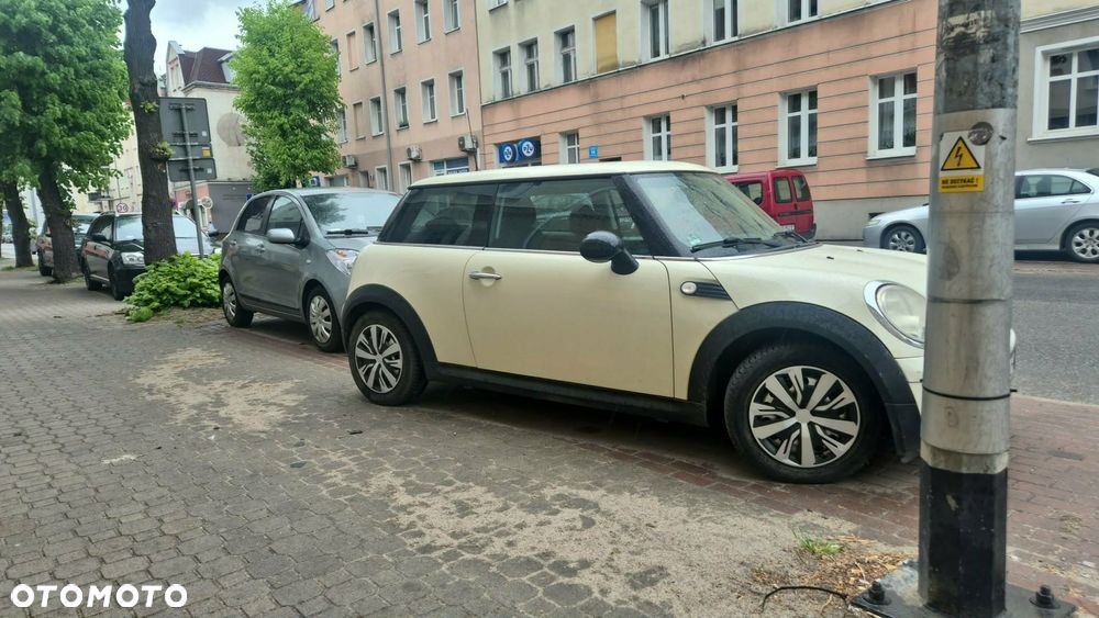 MINI ONE - 19