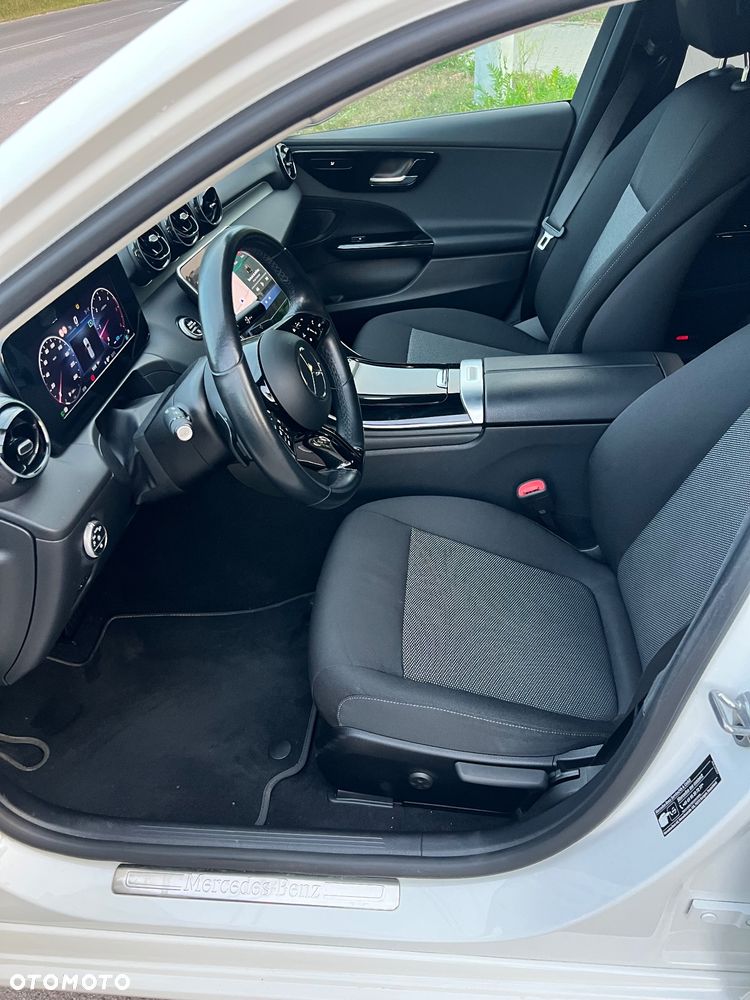 Mercedes-Benz Klasa C 200 d T 9G-TRONIC Avantgarde - 11