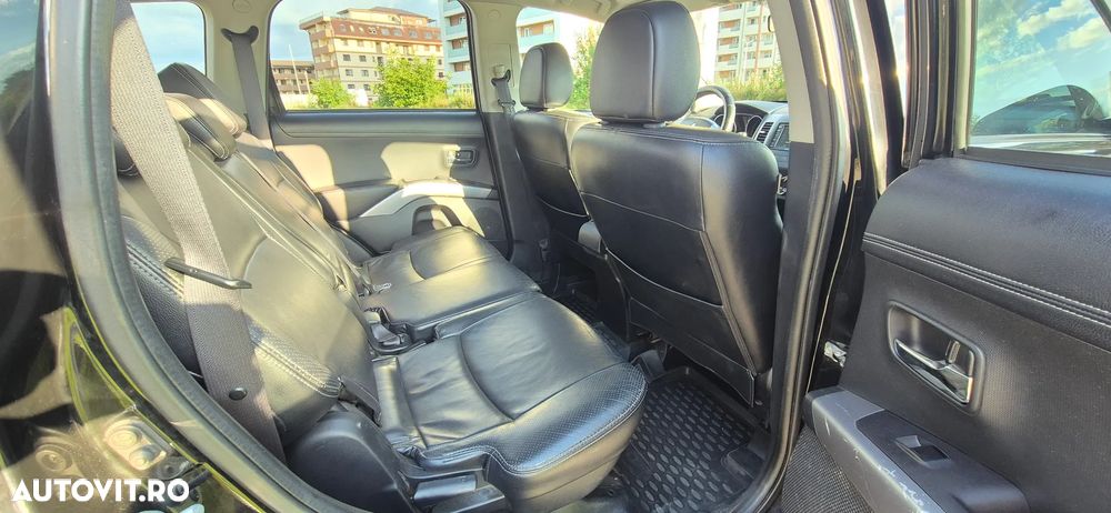 Mitsubishi Outlander 2.2 DI-D 4WD TC-SST Intense+ A05 - 7