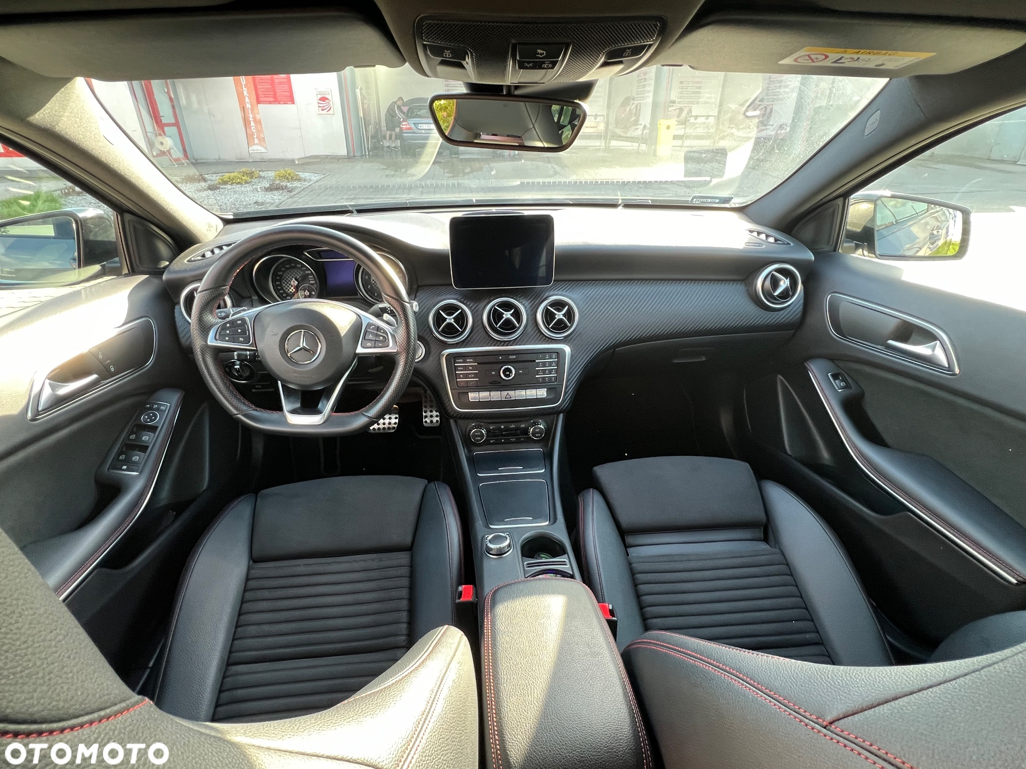 Mercedes-Benz Klasa A 220 4-Matic AMG Line - 9