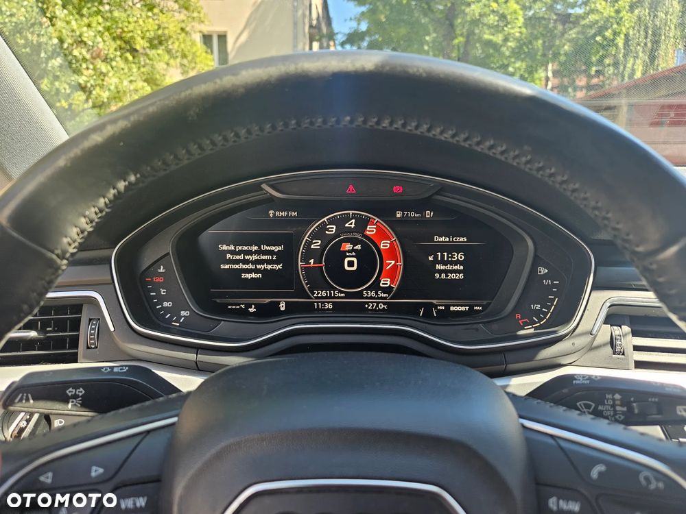 Audi A4 Avant 2.0 TDI - 7