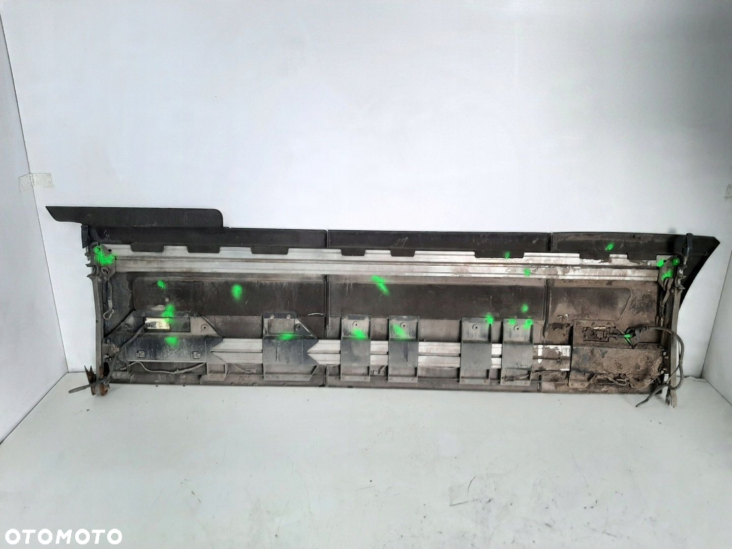 VOLVO FH440 EURO4 07R OSLONA ZABUDOWA MIEDZYOSIOWA SPOILER 20452937 - 10