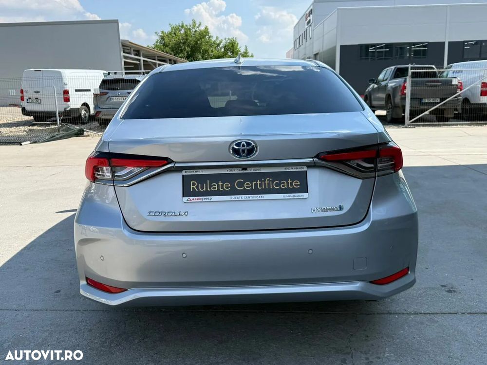 Toyota Corolla 1.8 HSD Dynamic - 9