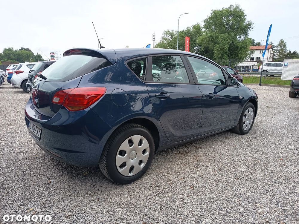 Opel Astra 1.6 Automatik Edition - 12