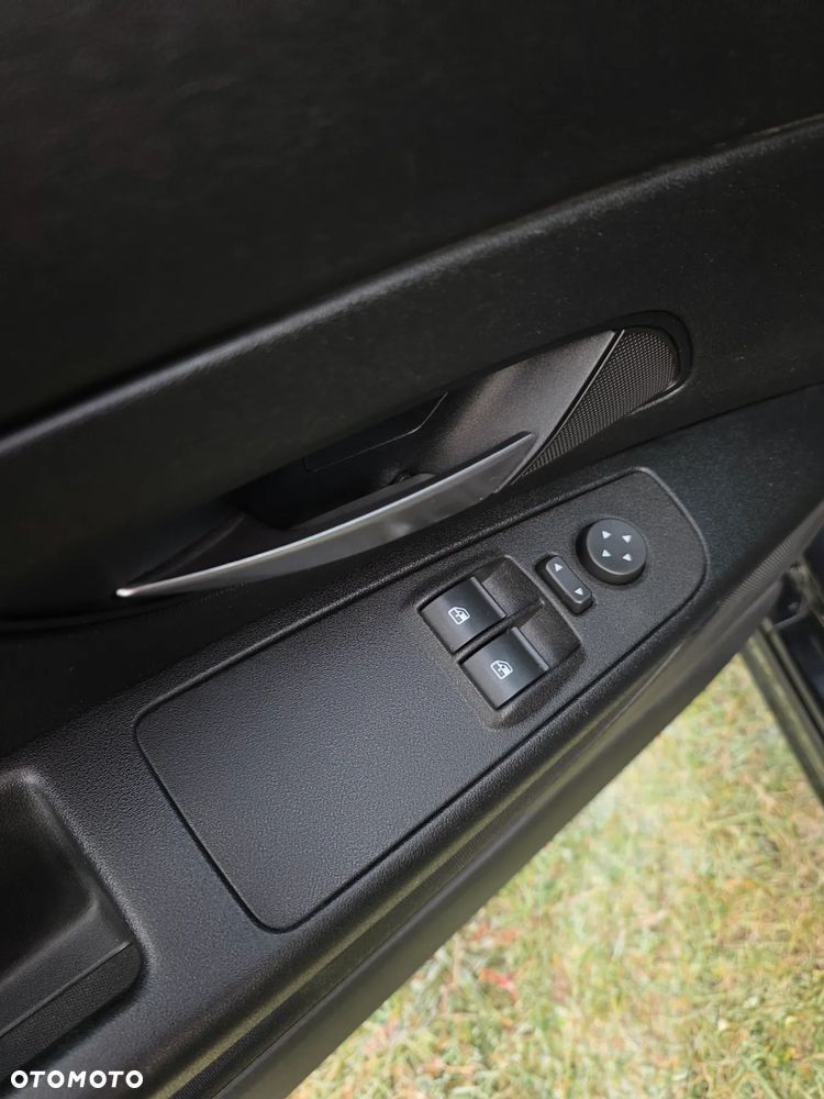 Fiat Grande Punto 1.4 8V Speed - 21