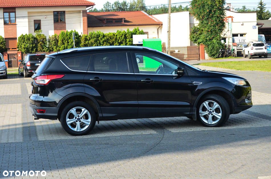 Ford Kuga 2.0 TDCi 4WD Titanium - 25