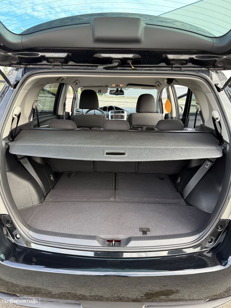 Toyota Verso 1.6 D-4D Comfort - 19