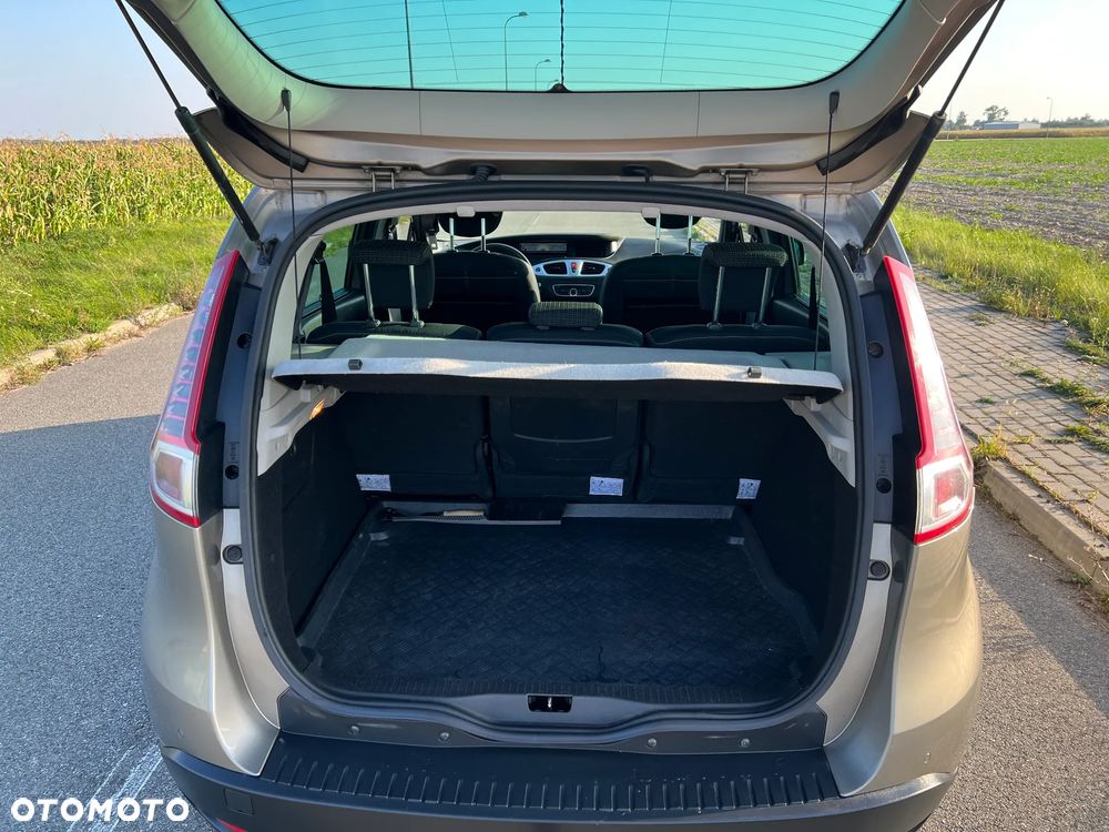 Renault Scenic 1.9 dCi Expression - 8