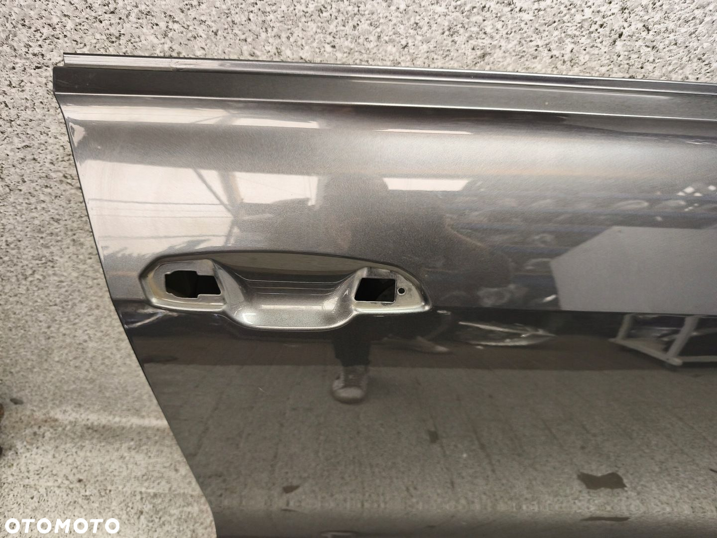 DRZWI PRAWY PRZÓD AUDI Q8 - 2