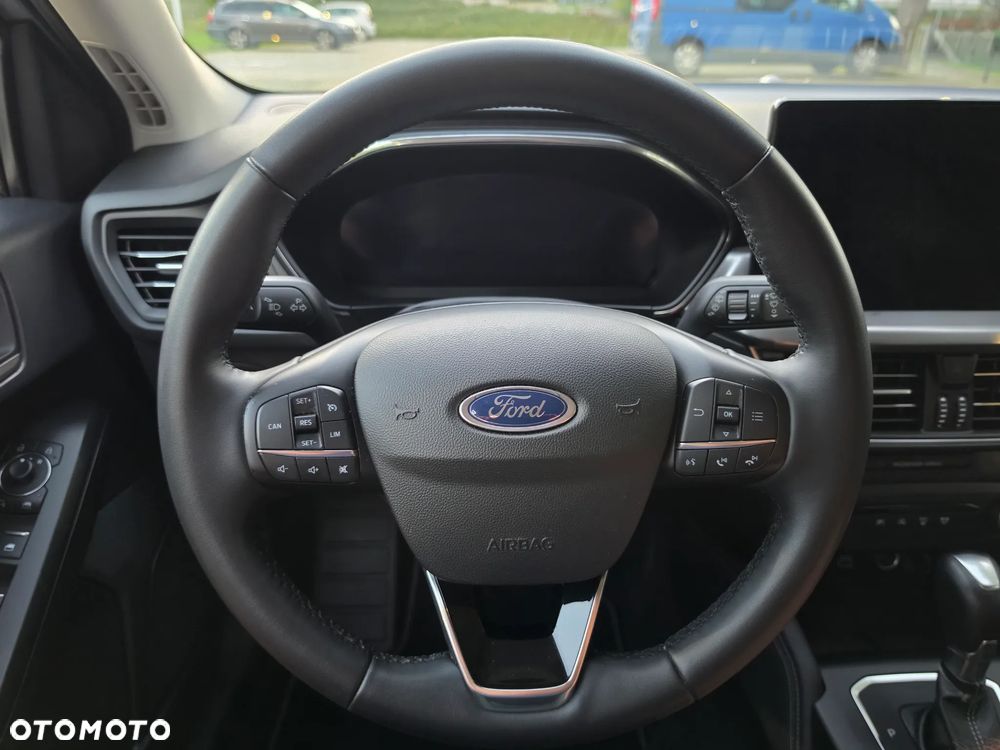Ford Focus 1.0 EcoBoost Hybrid TITANIUM X - 18