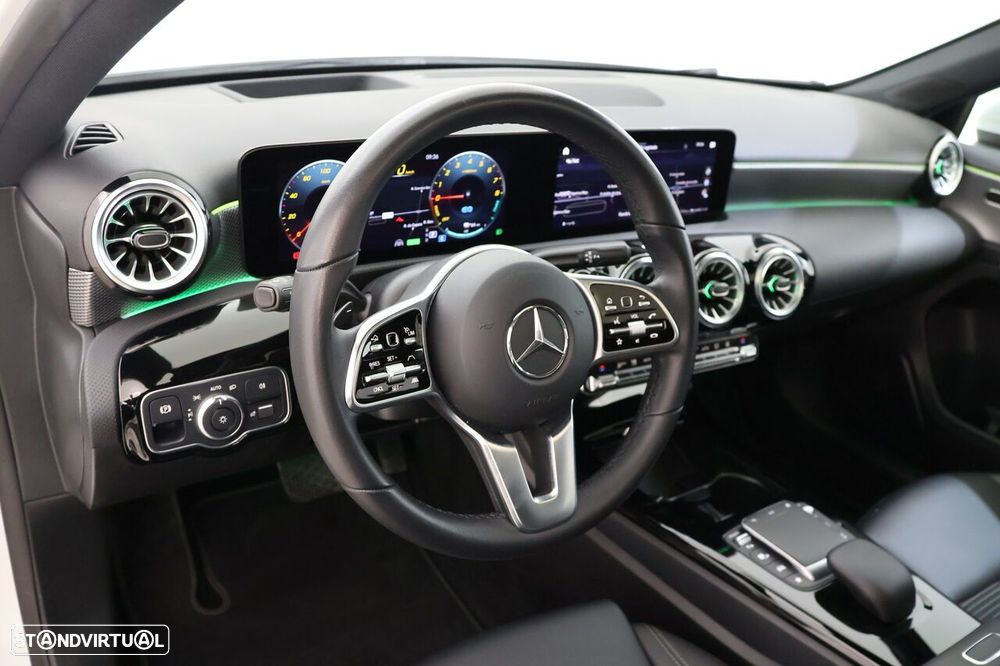 Mercedes-Benz A 250 e Style Plus - 3