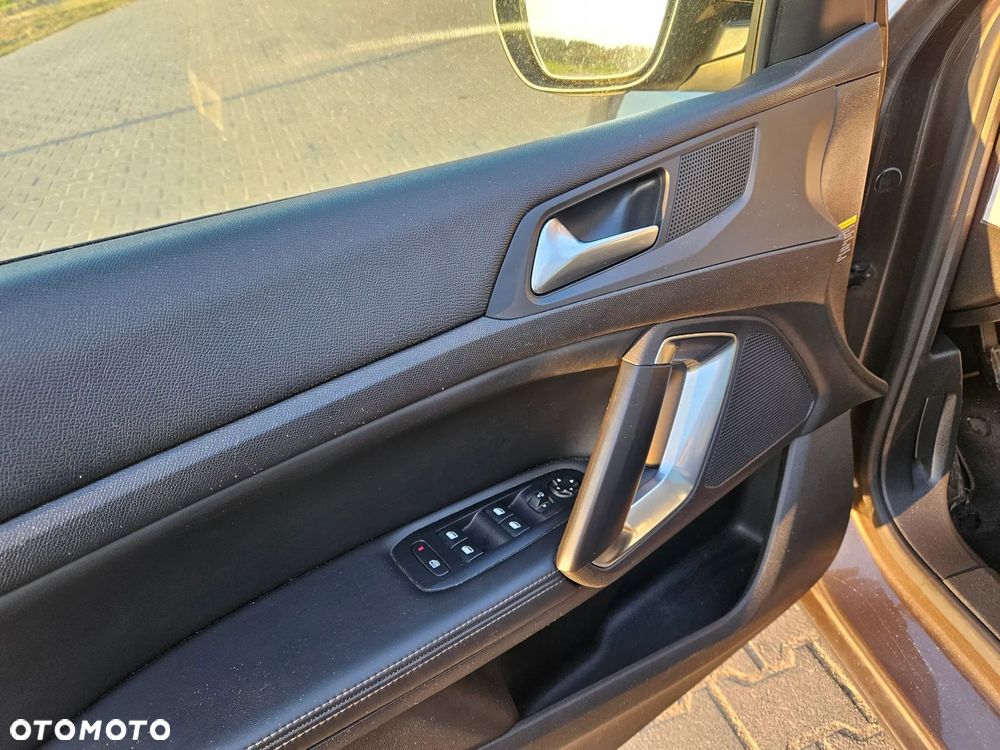 Peugeot 308 PureTech 130 GPF Black Edition - 15