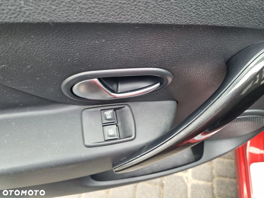 Dacia Logan SCe 75 Essential - 18