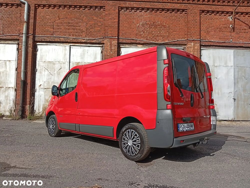 Renault Trafic - 8