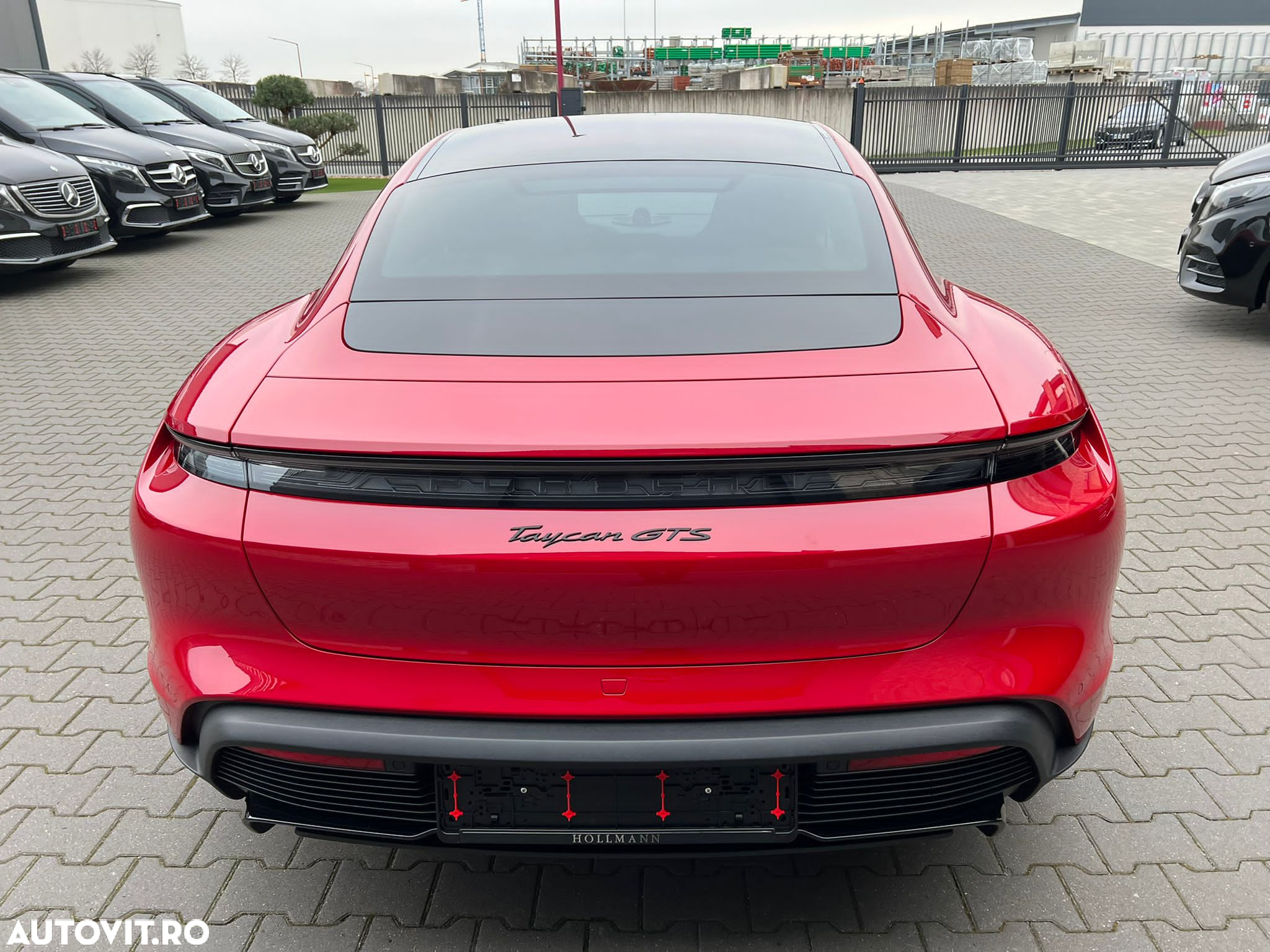 Porsche Taycan Turbo S - 10