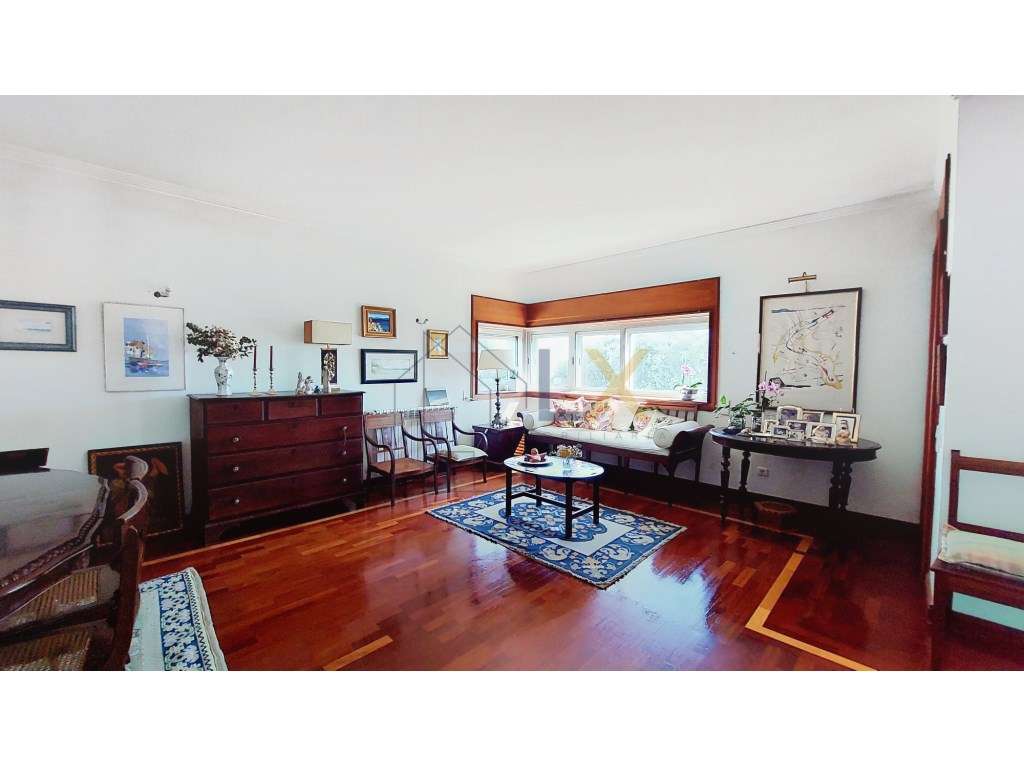 Excelente Apartamento T4 localizado na primeira linha da Praia em M... - Grande imagem: 5/27