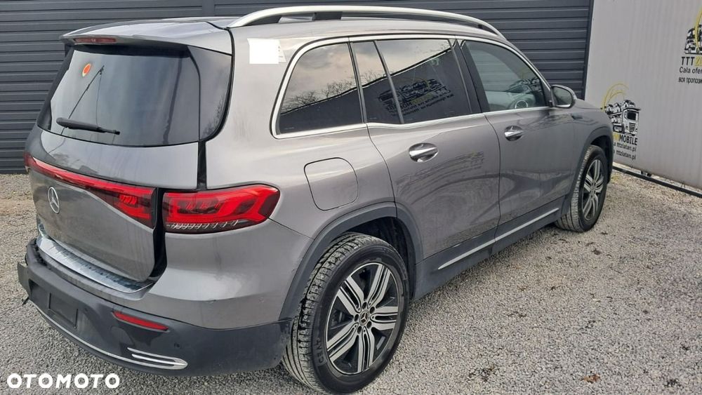 Mercedes-Benz EQB - 15