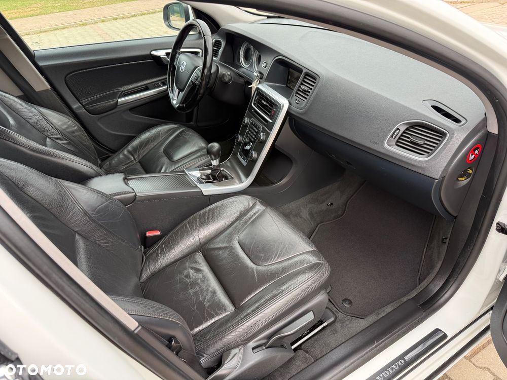 Volvo S60 DRIVe Momentum - 9