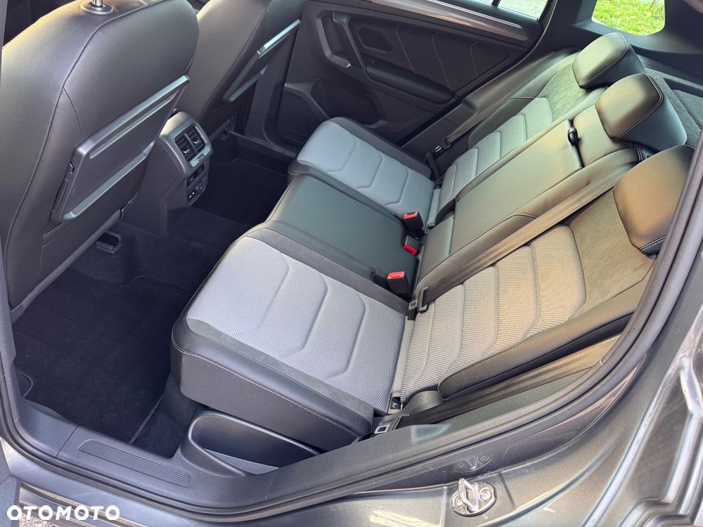 Volkswagen Tiguan - 26