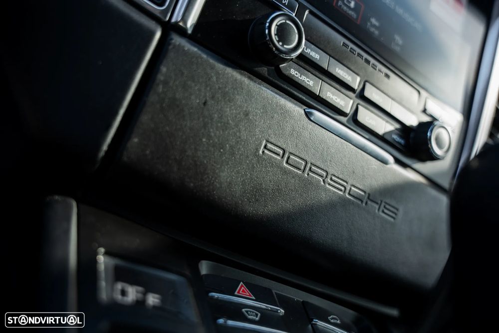 Porsche Macan S - 34