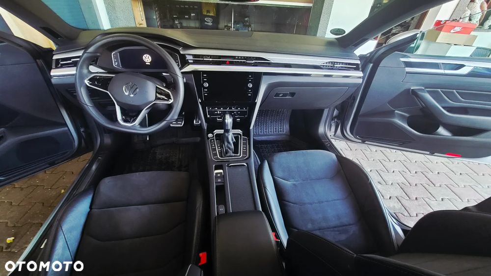 Volkswagen Arteon 2.0 TDI 4Motion R-Line DSG - 2