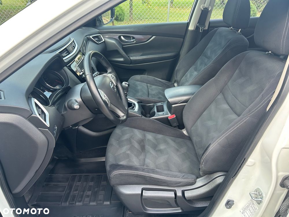 Nissan X-Trail 1.6 DIG-T N-Connecta 2WD - 10