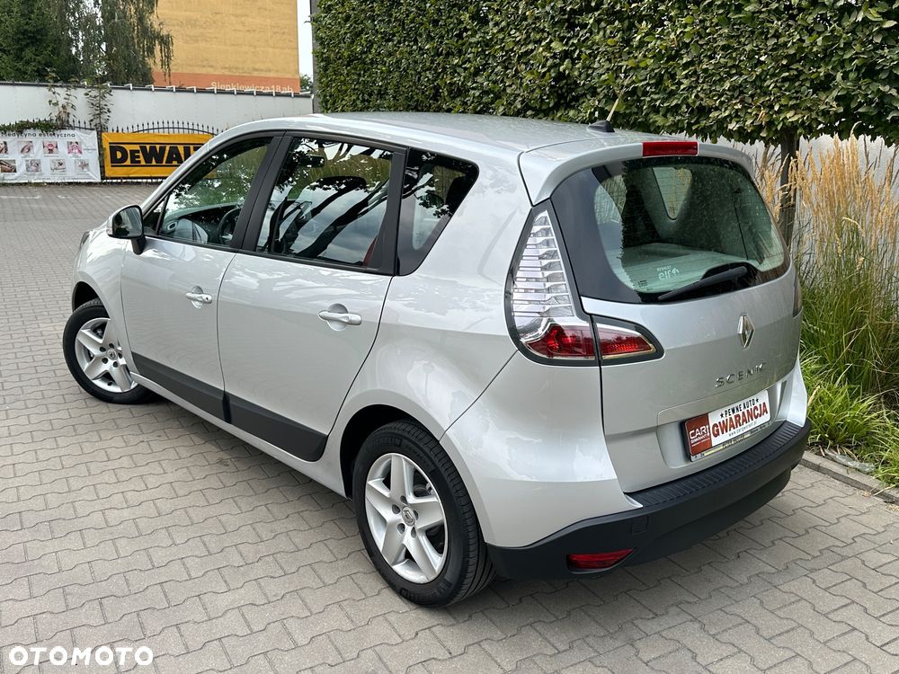 Renault Scenic 1.6 16V 110 TomTom Edition - 9